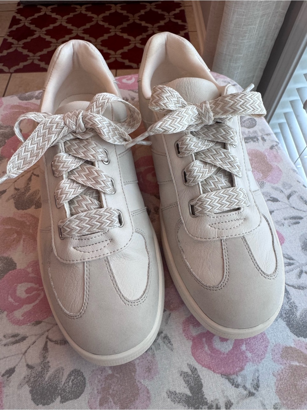Dolce Vita Sneakers with Patterned Laces